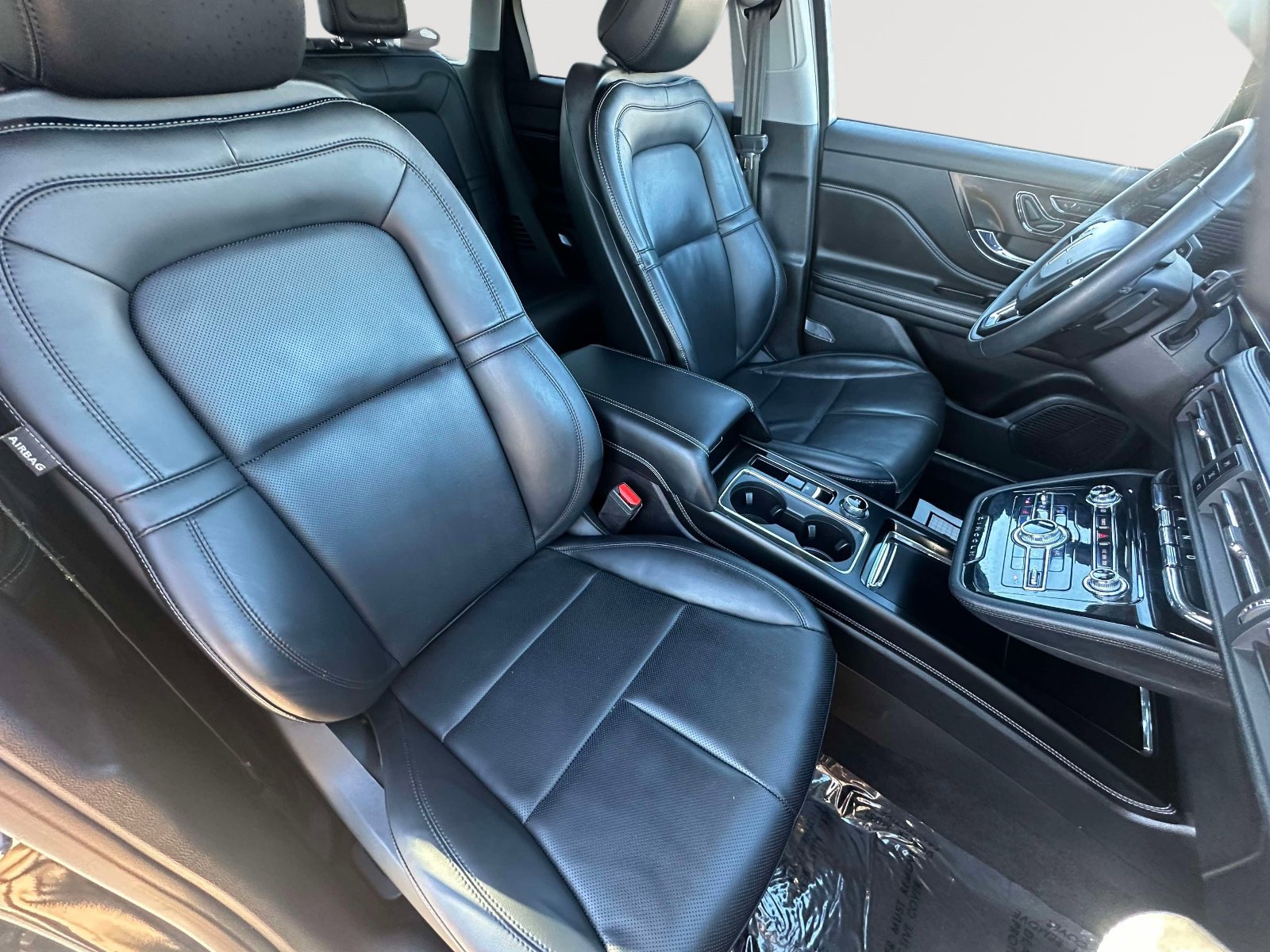 Used 2022 Lincoln Corsair AWD w/ Equipment Group 101A image 27