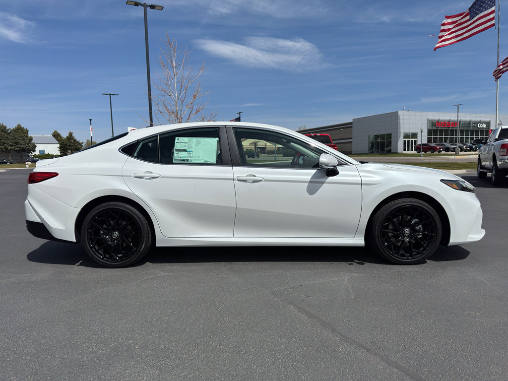 New 2026 Toyota Camry XLE AWD/4WD image 2