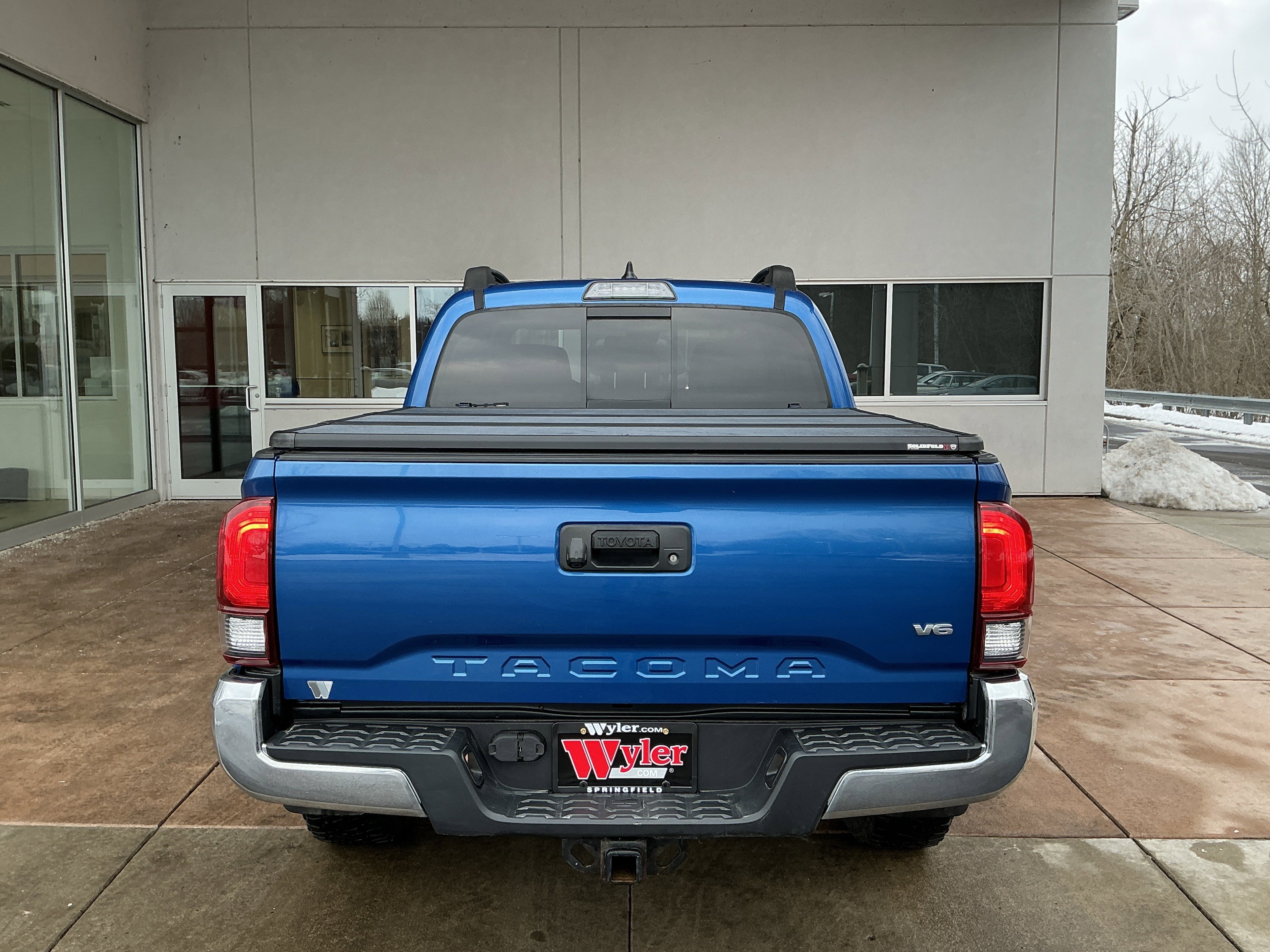 Used 2018 Toyota Tacoma TRD Off-Road image 21