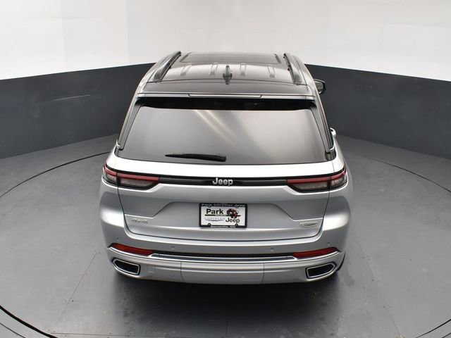Used 2024 Jeep Grand Cherokee Summit AWD/4WD image 17