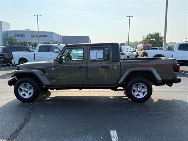 Used 2020 Jeep Gladiator Sport w/ Quick Order Package 24S image 8