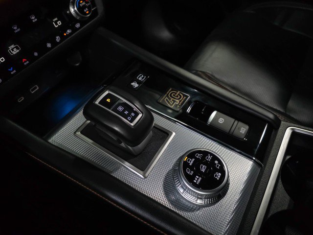 Used 2023 Mitsubishi Outlander SEL 40th Anniversary AWD/4WD image 33