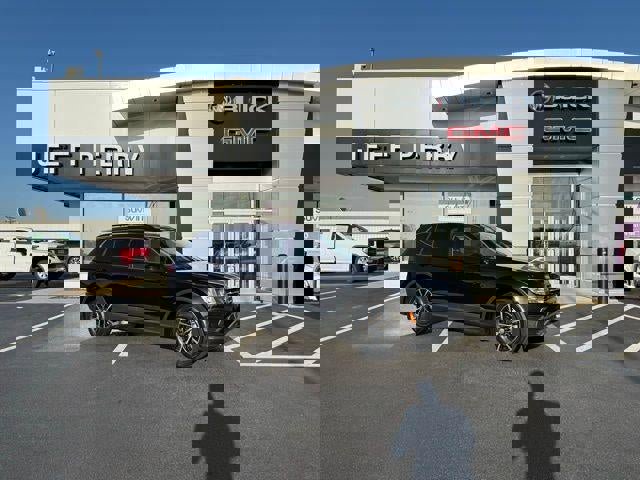 Used 2021 Volkswagen Tiguan SE