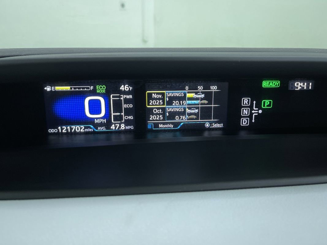 Used 2017 Toyota Prius Four image 19