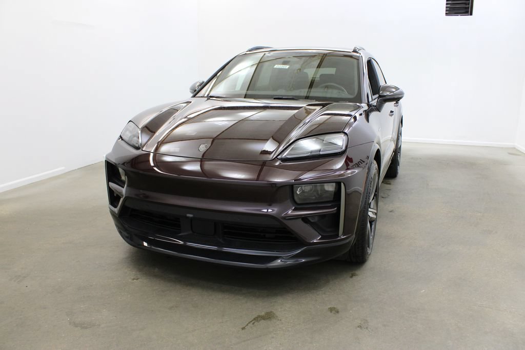 Used 2024 Porsche Macan Turbo Electric AWD/4WD image 12