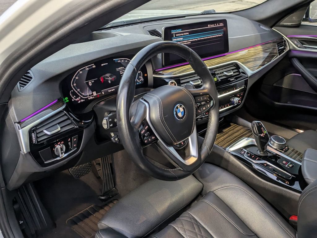 Used 2023 BMW 530e image 13