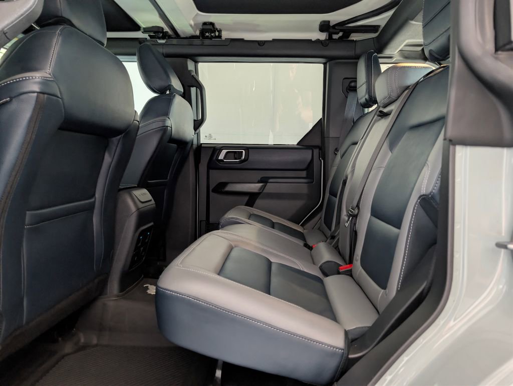 Certified 2024 Ford Bronco Outer Banks AWD/4WD image 13