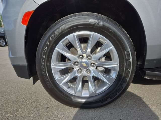 Used 2023 Chevrolet Tahoe Premier w/ Premium Package 2 AWD/4WD image 7