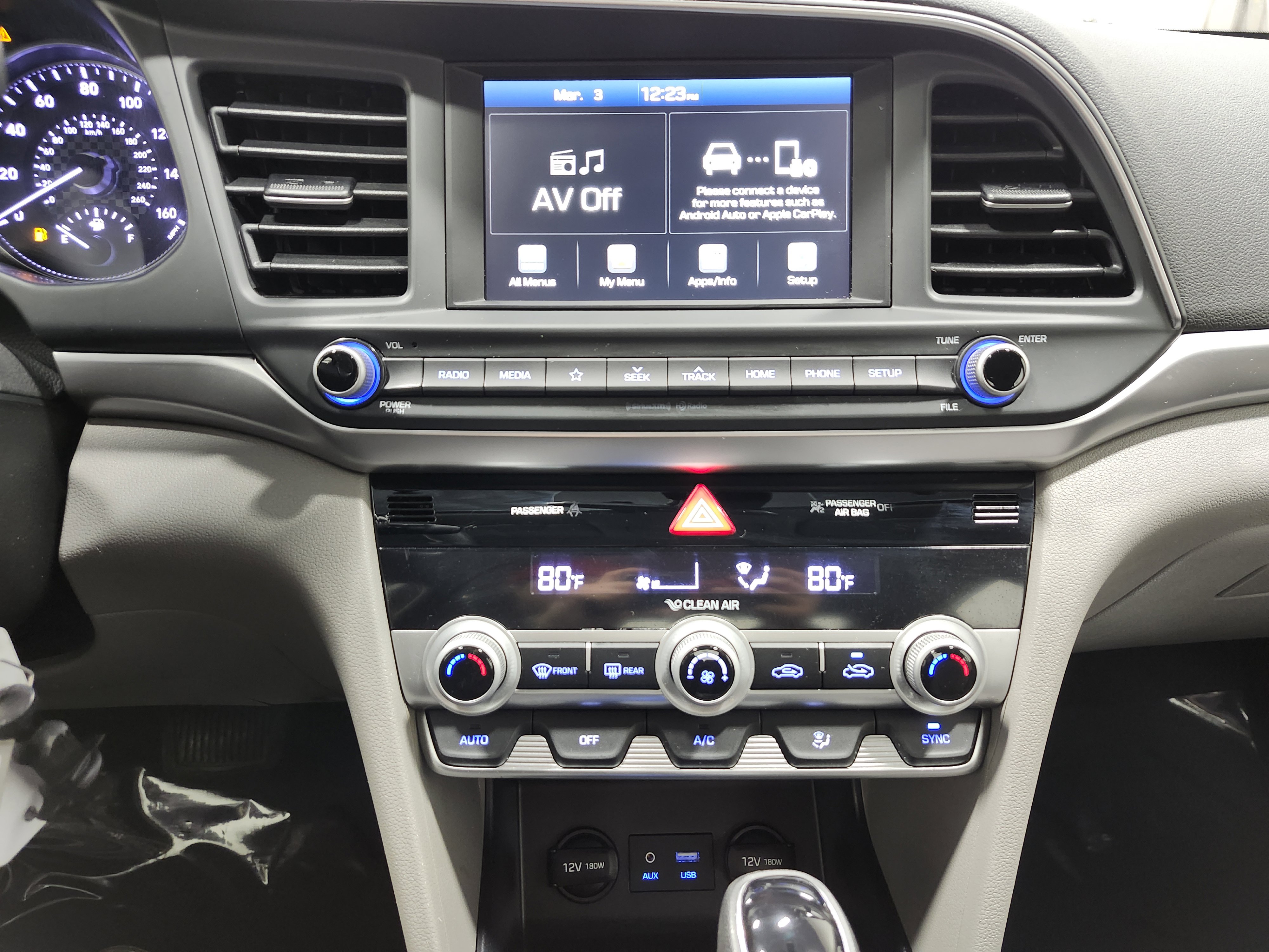 Used 2020 Hyundai Elantra SEL image 27