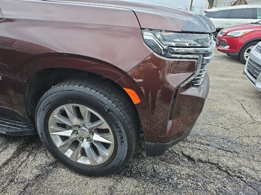 Used 2023 Chevrolet Tahoe Premier AWD/4WD image 15