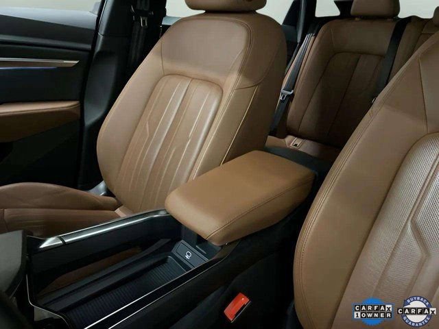 Used 2022 Audi e-tron Premium Plus w/ Premium Plus Package image 67