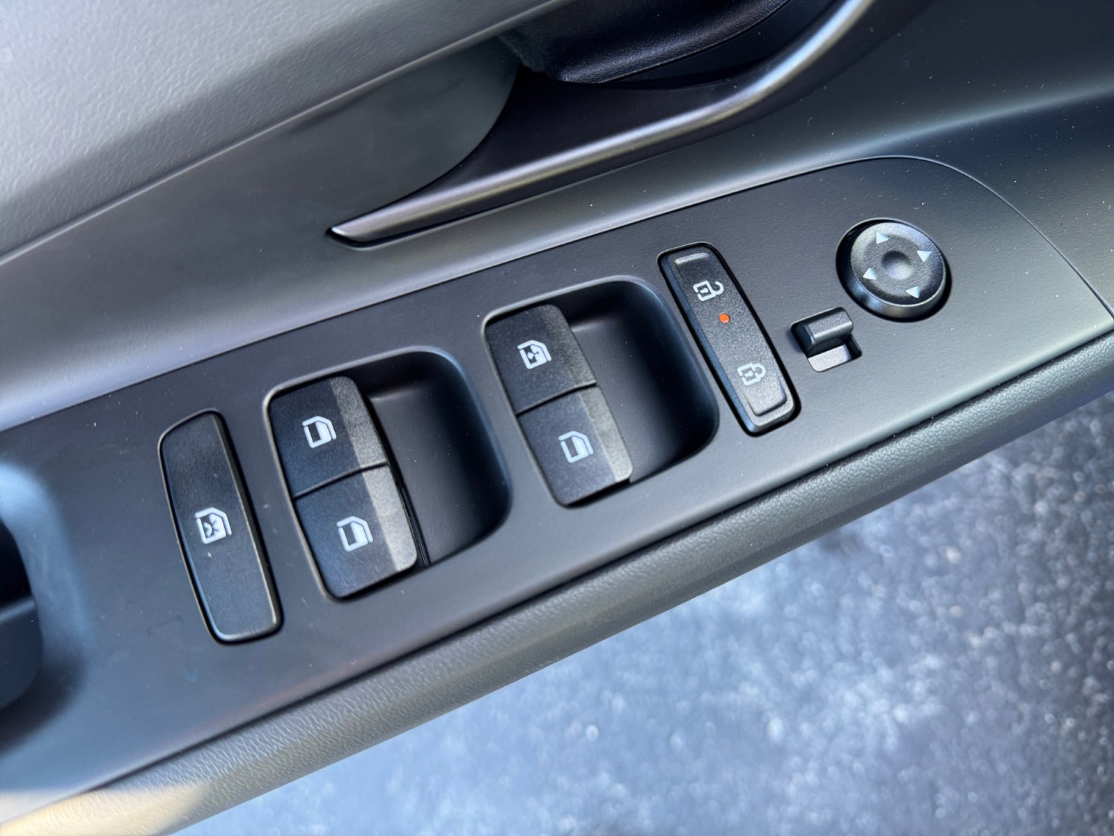 New 2025 Hyundai Elantra Sport image 18