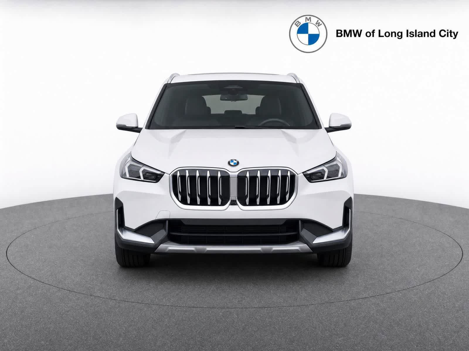 New 2026 BMW X1 xDrive28i w/ Technology Package AWD/4WD image 2