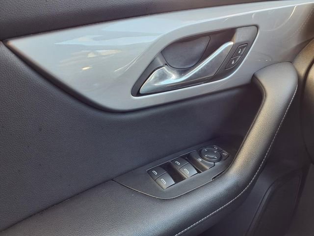 Certified 2023 Chevrolet Blazer LT w/ Convenience Package image 18