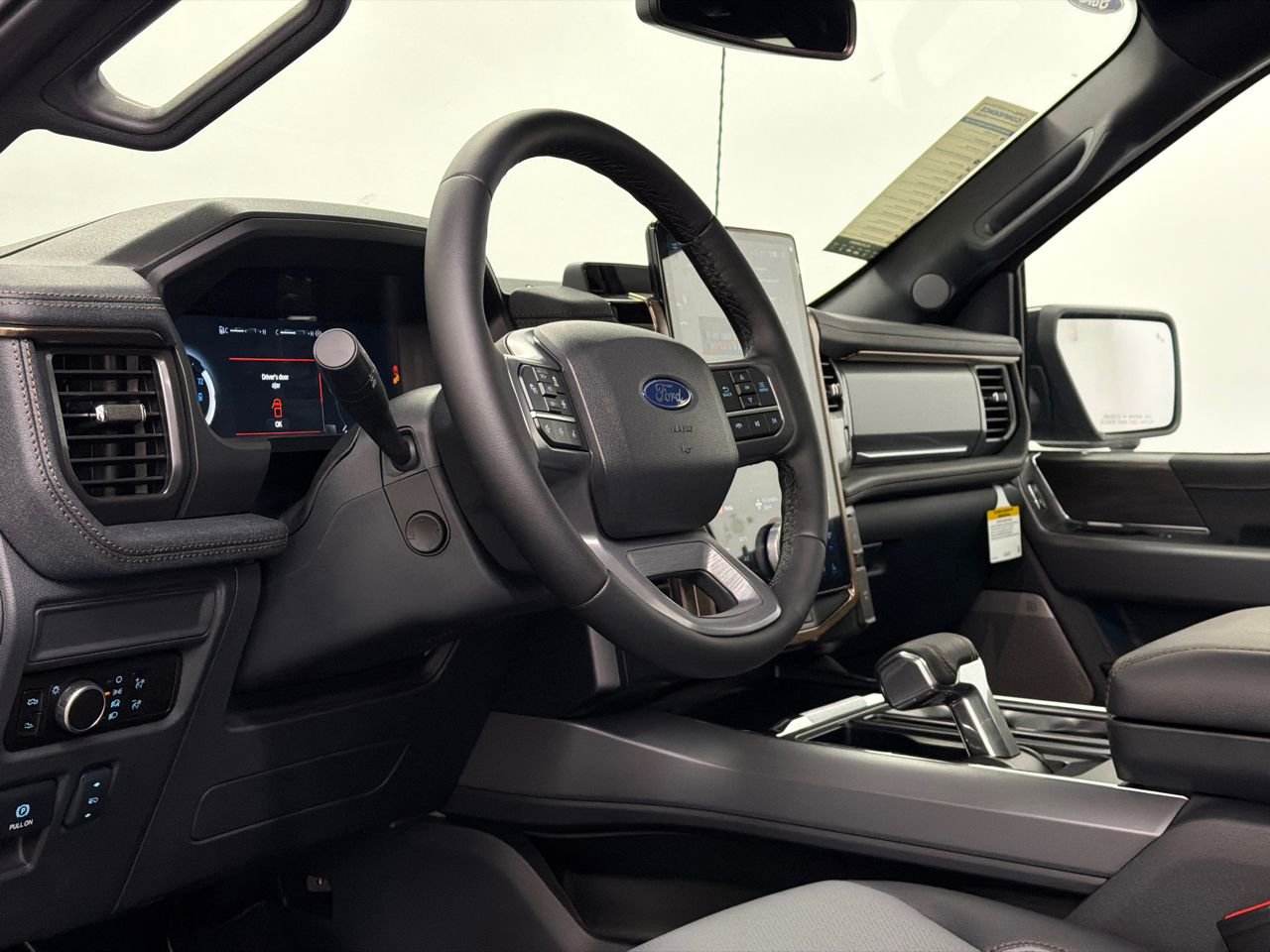 New 2025 Ford F150 Lightning Lariat image 19