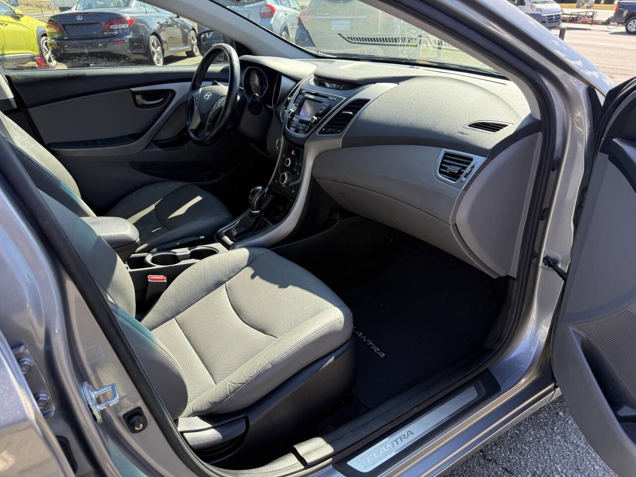 Used 2014 Hyundai Elantra Sport image 13