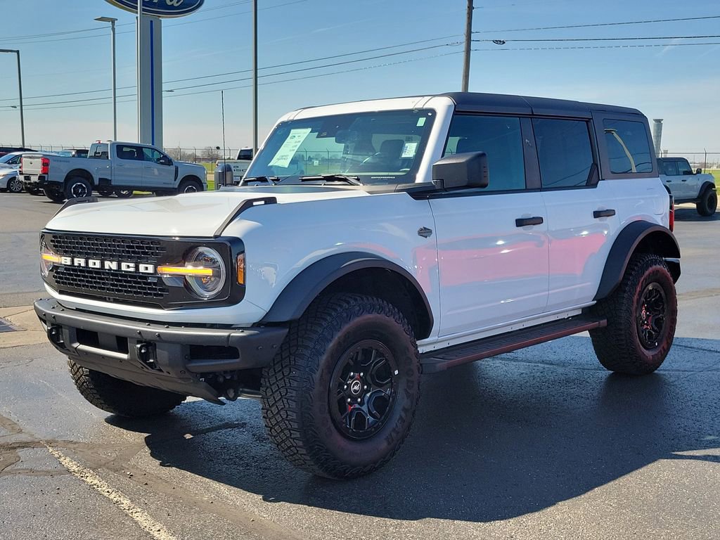 Certified 2024 Ford Bronco Wildtrak image 8