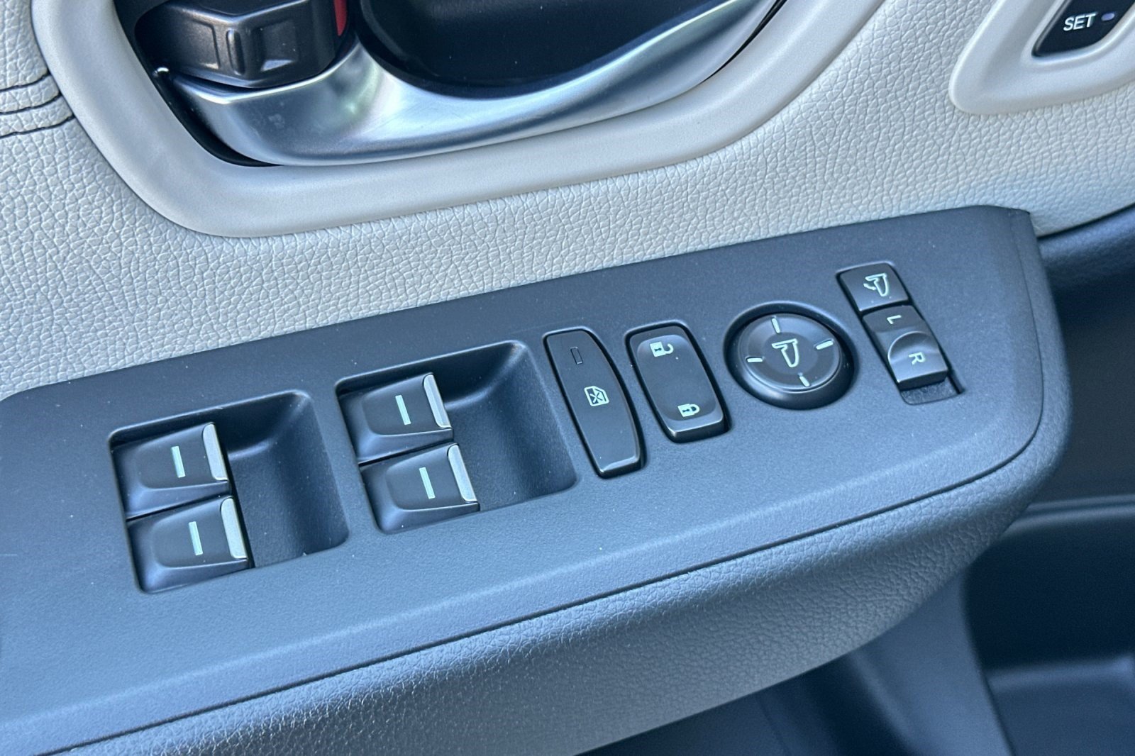New 2026 Honda Pilot Touring image 12