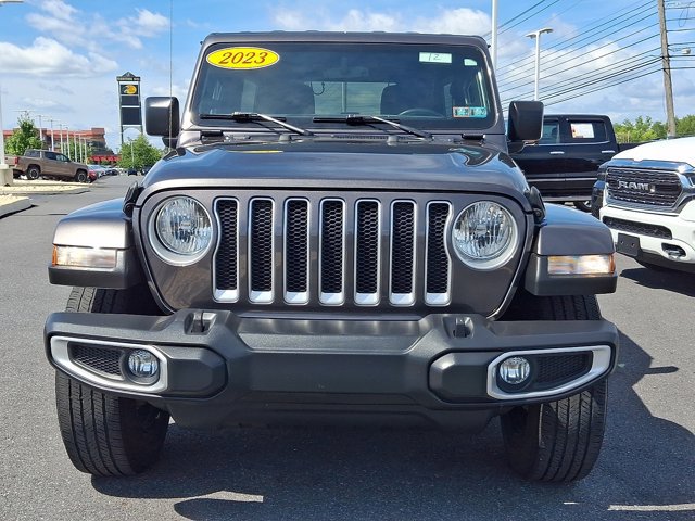 Used 2023 Jeep Wrangler Unlimited Sahara w/ Cold Weather Group AWD/4WD image 2
