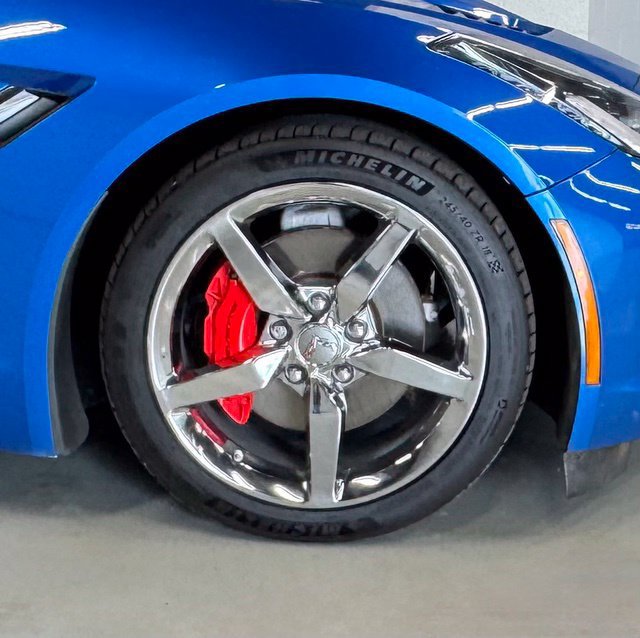 Used 2014 Chevrolet Corvette Stingray Convertible w/ 3LT Preferred Equipment Group RWD image 22