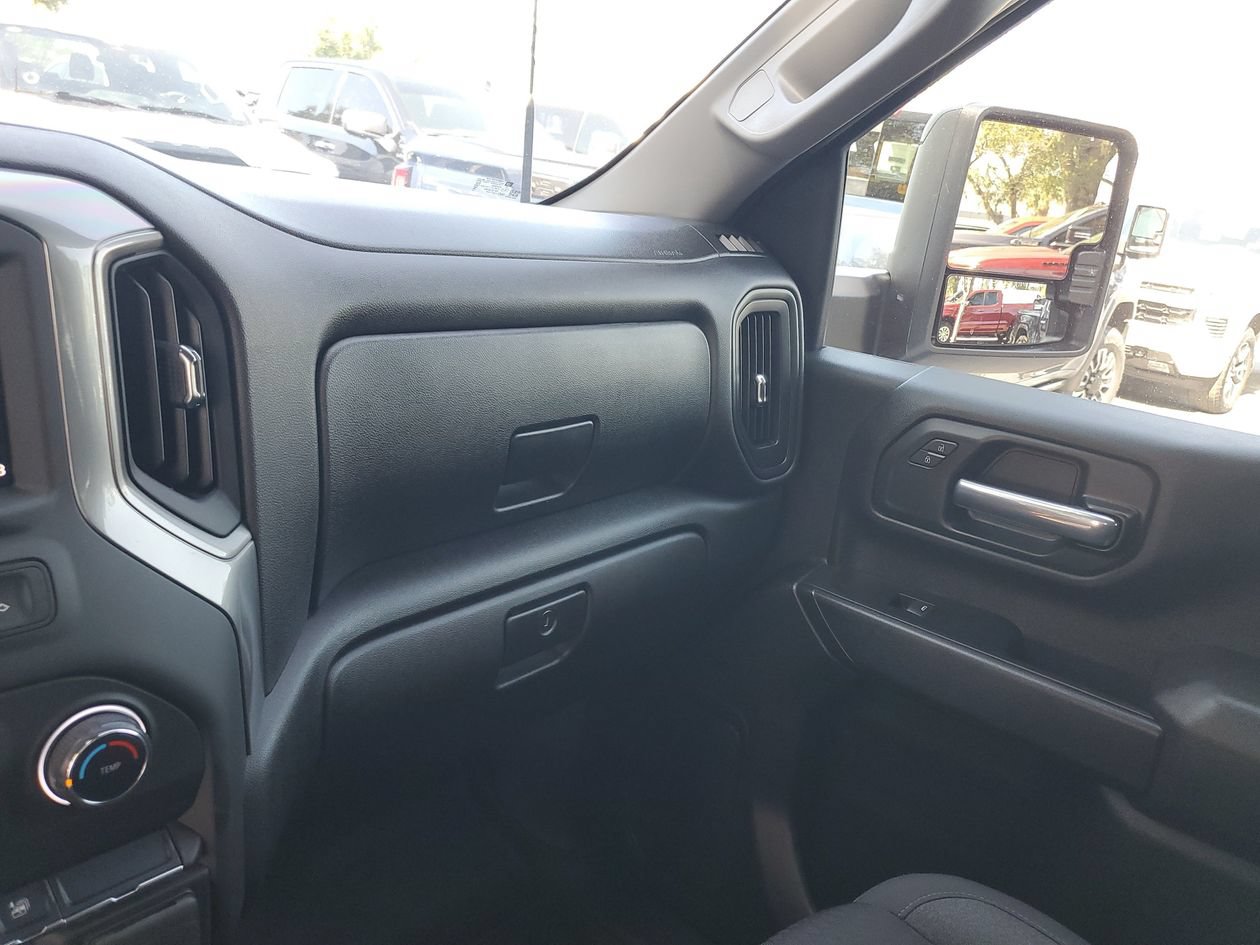 Used 2025 Chevrolet Silverado 2500 Custom w/ Custom Convenience Package AWD/4WD image 27