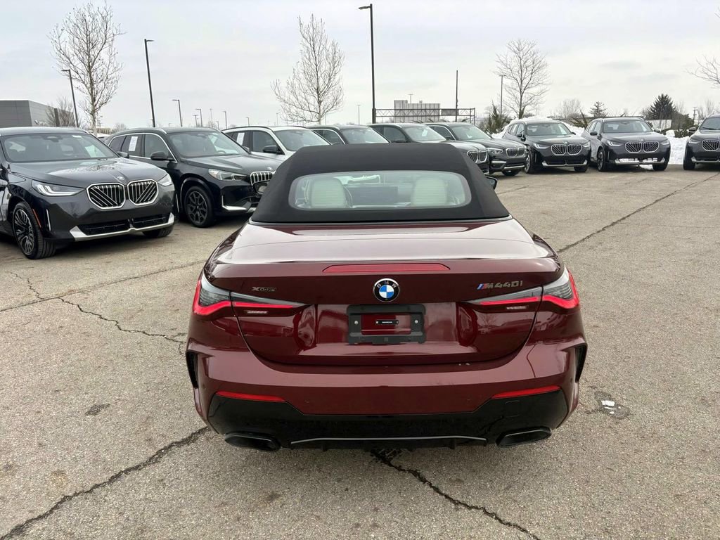 Used 2024 BMW 440i xDrive Convertible w/ Premium Package image 6
