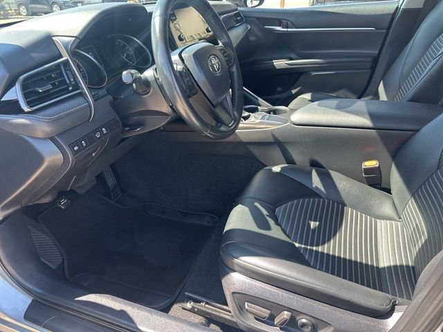 Used 2023 Toyota Camry SE image 18