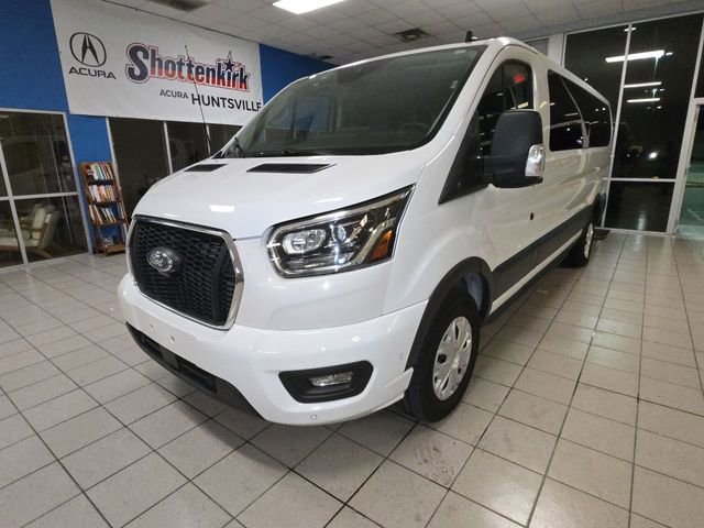 Used 2023 Ford Transit 350 XLT image 4
