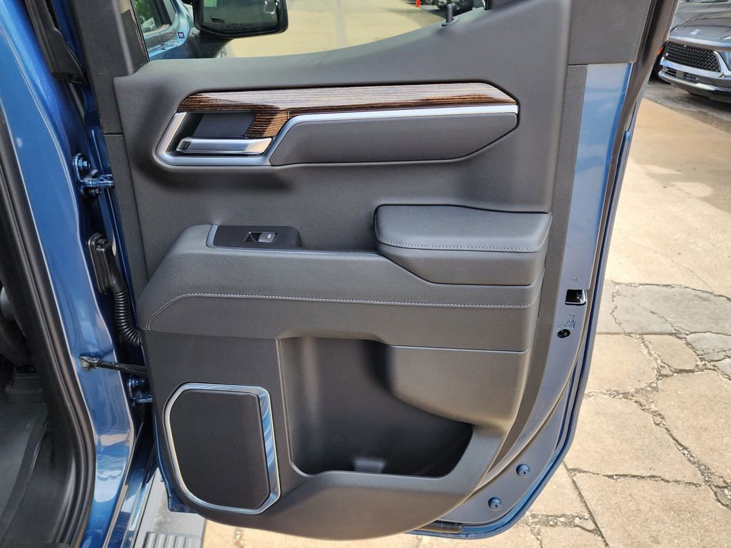 New 2026 GMC Sierra 1500 Elevation w/ Preferred Package AWD/4WD image 39