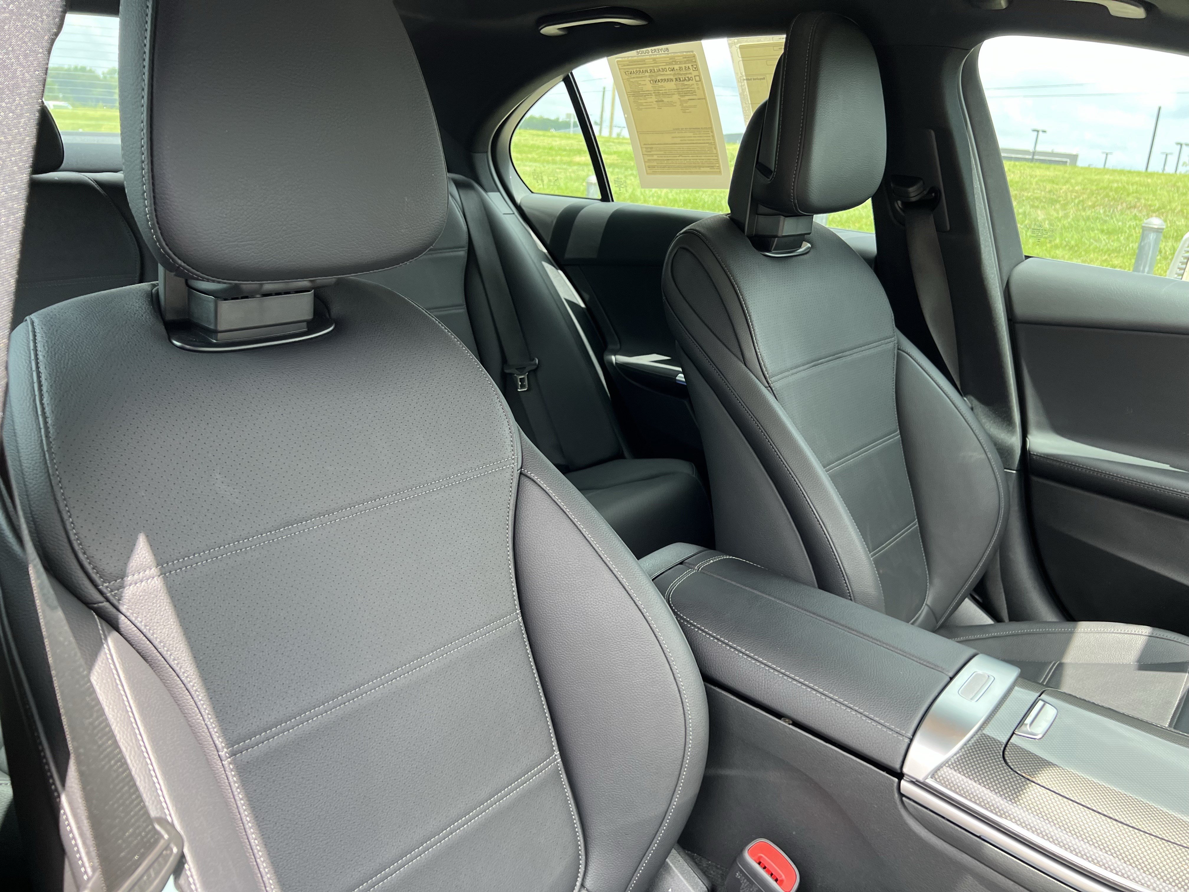 Certified 2025 Mercedes-Benz C 300 Sedan image 35