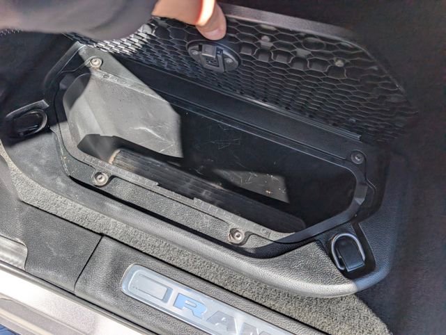 Used 2020 RAM 1500 Laramie AWD/4WD image 27