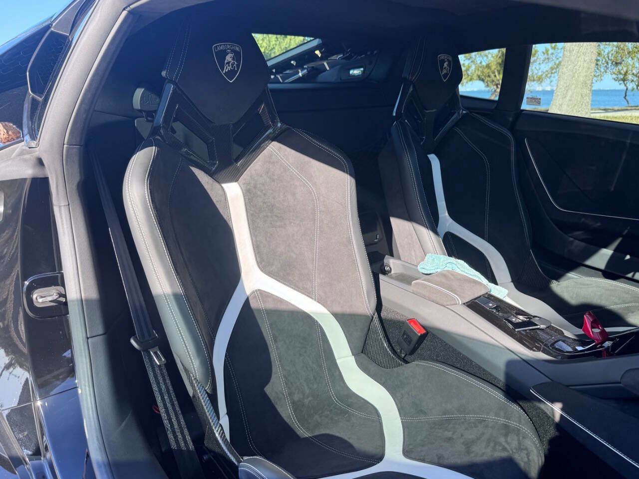 Used 2022 Lamborghini Huracan EVO image 83