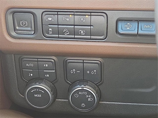 Used 2023 Chevrolet Tahoe High Country image 18