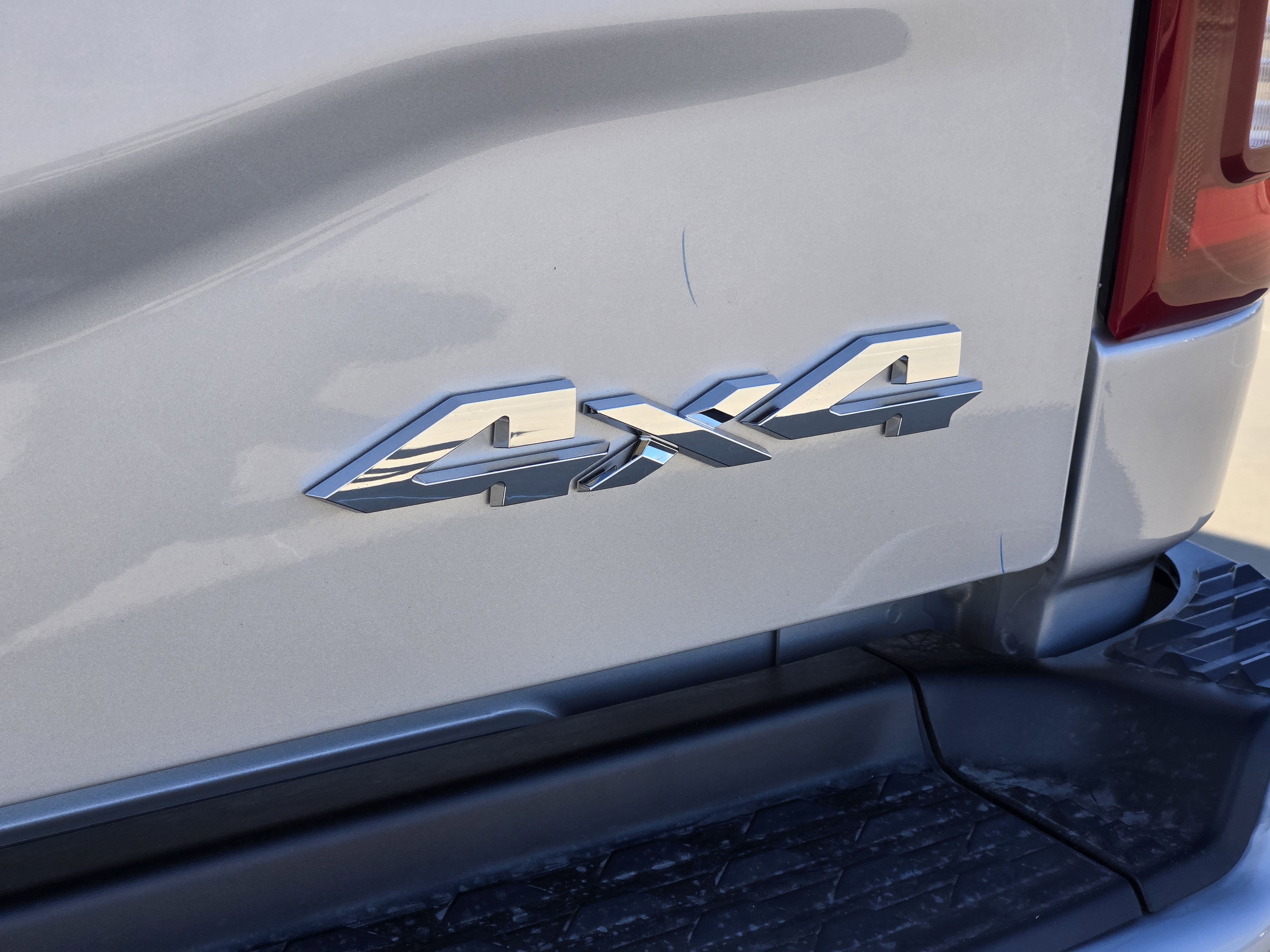 New 2026 RAM 2500 Laramie w/ Sport Appearance Package image 5