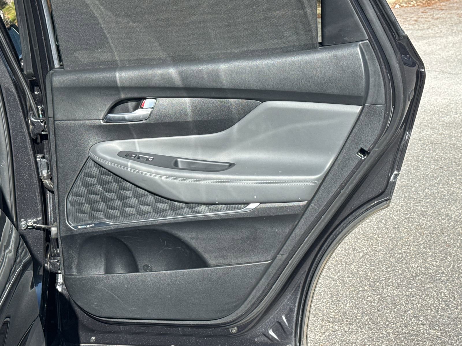 Used 2023 Hyundai Santa Fe Limited image 16