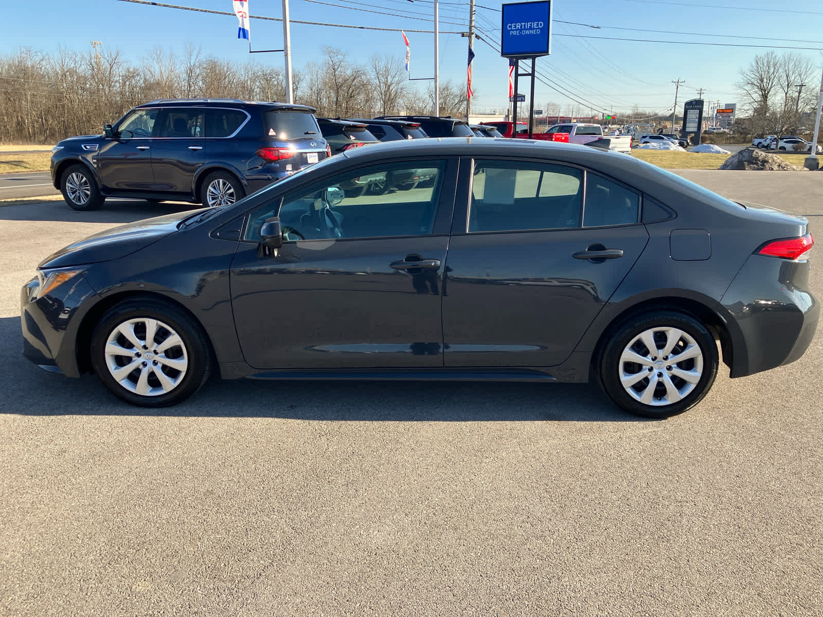 Used 2023 Toyota Corolla LE image 4