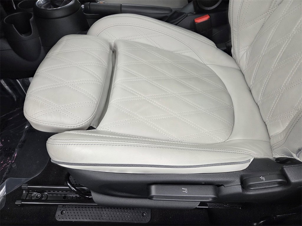 Used 2021 MINI Cooper S image 23