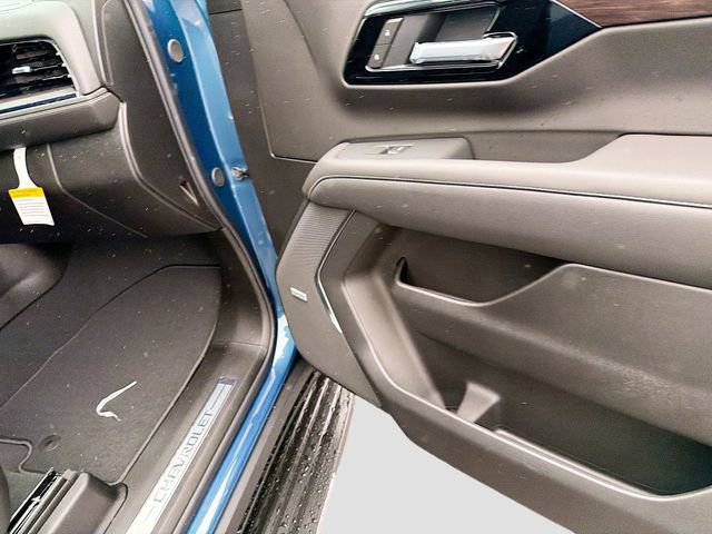 New 2026 Chevrolet Suburban Premier w/ Sun And Tow Package image 28