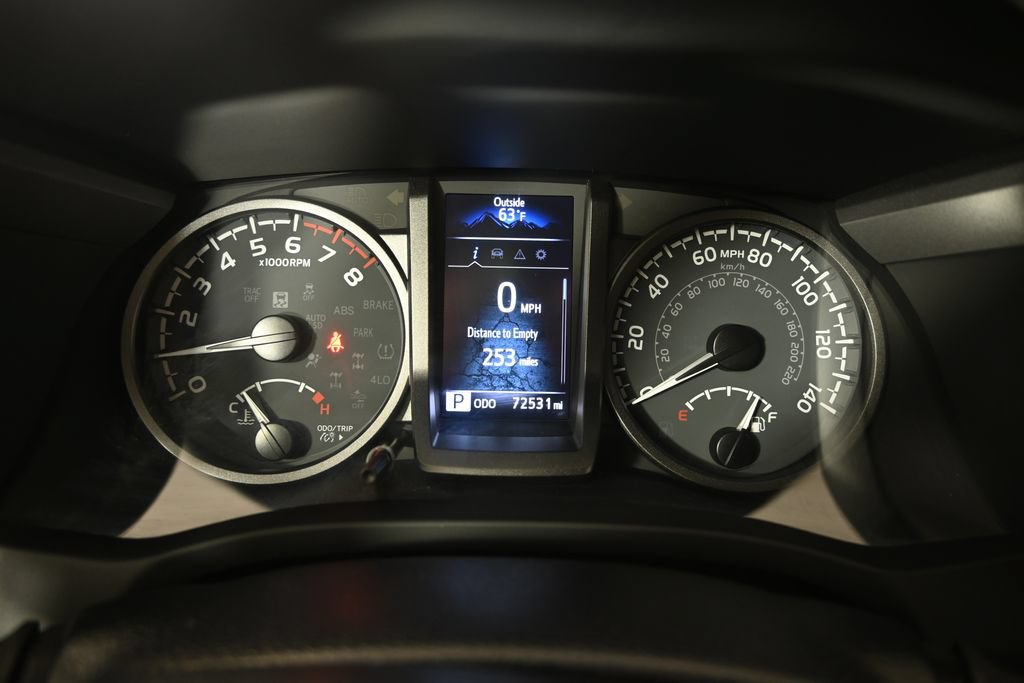 Used 2023 Toyota Tacoma TRD Off-Road AWD/4WD image 24