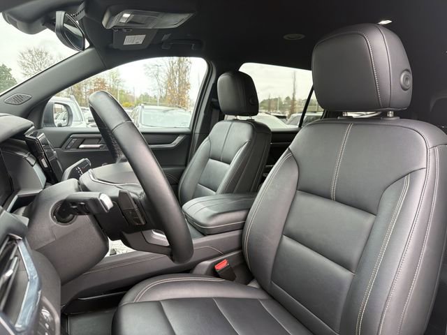 Used 2024 GMC Acadia Elevation image 12