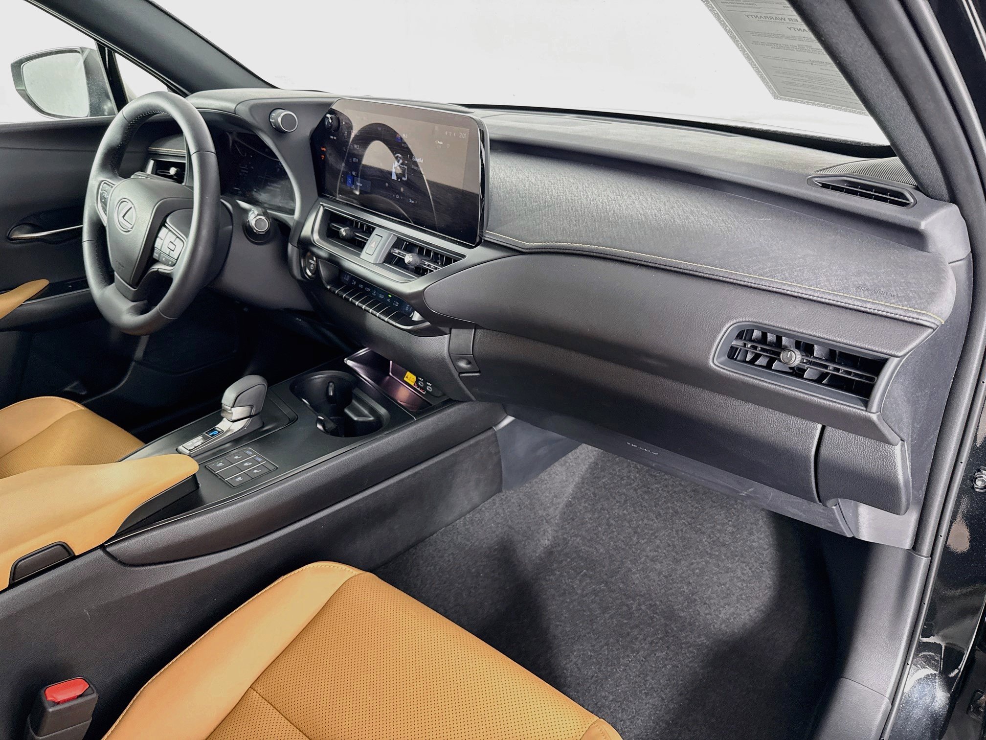 Certified 2026 Lexus UX 300h AWD w/ Accessory Package (2T) image 27
