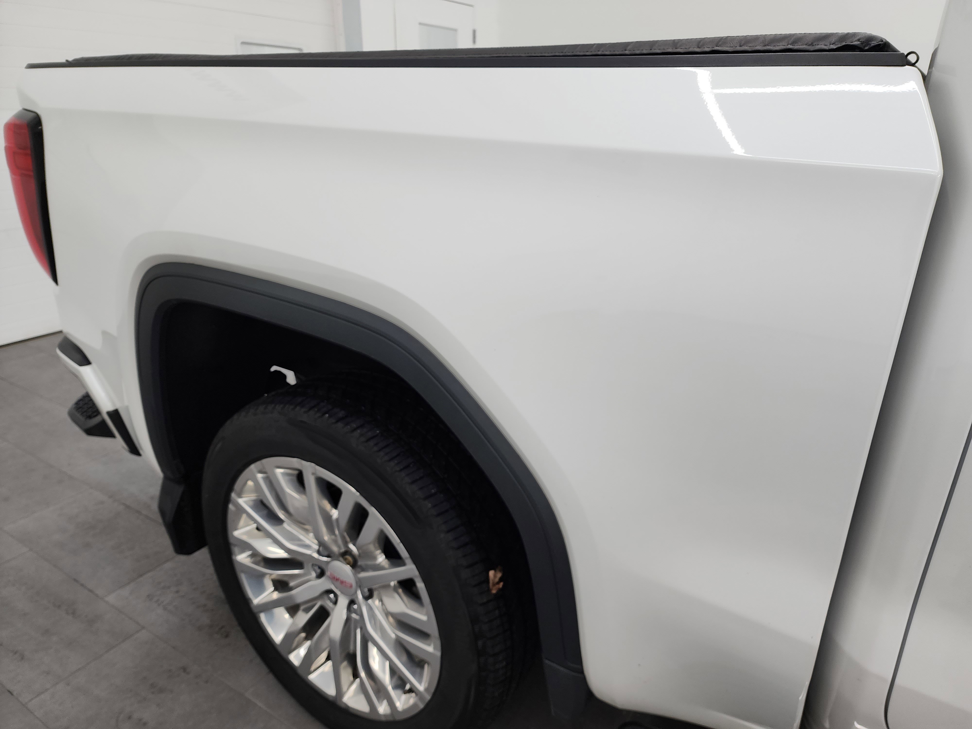 Used 2021 GMC Sierra 1500 Denali w/ Driver Alert Package II image 24