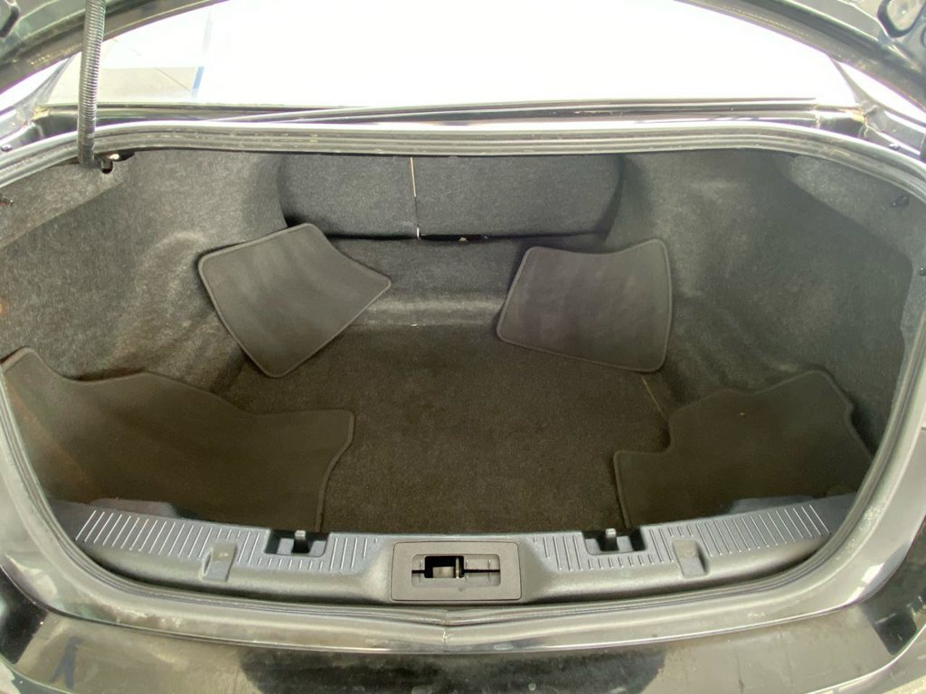 Used 2017 Ford Taurus SE FWD image 43