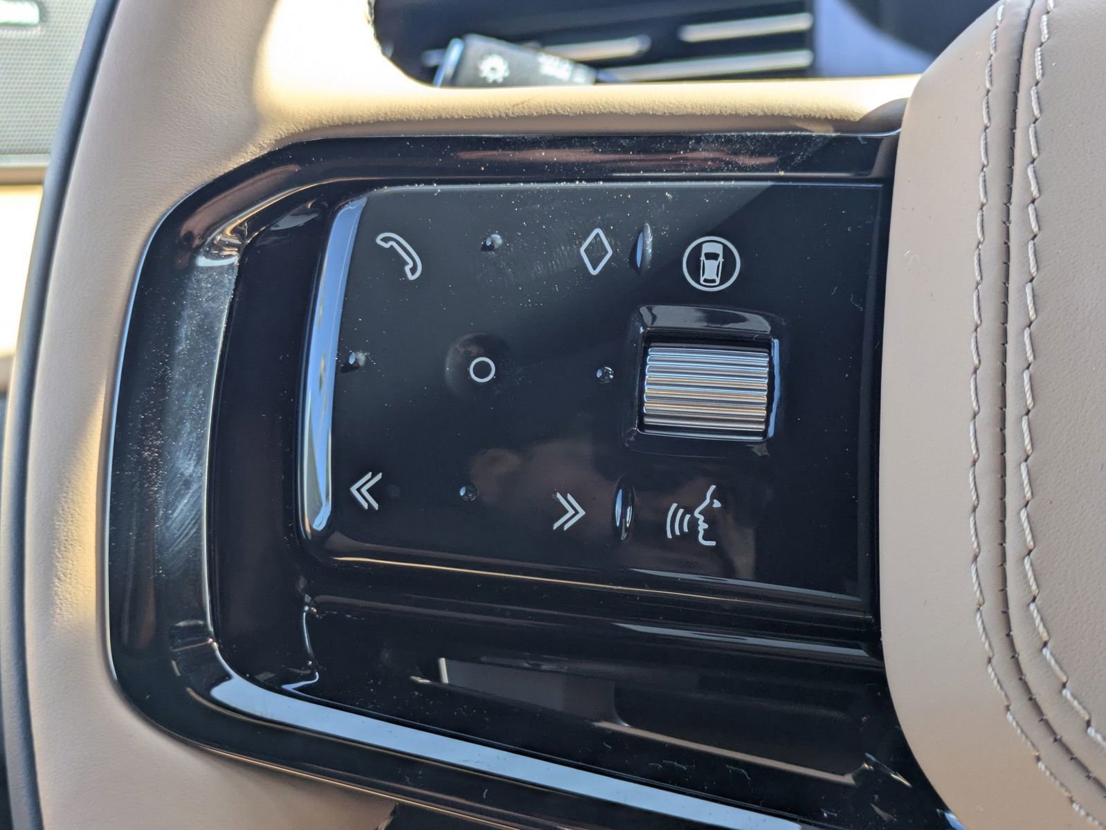 New 2026 Land Rover Range Rover Sport Dynamic SE image 17