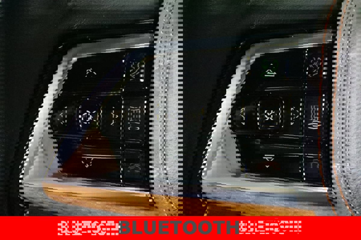 Used 2023 Jeep Grand Cherokee Summit image 17