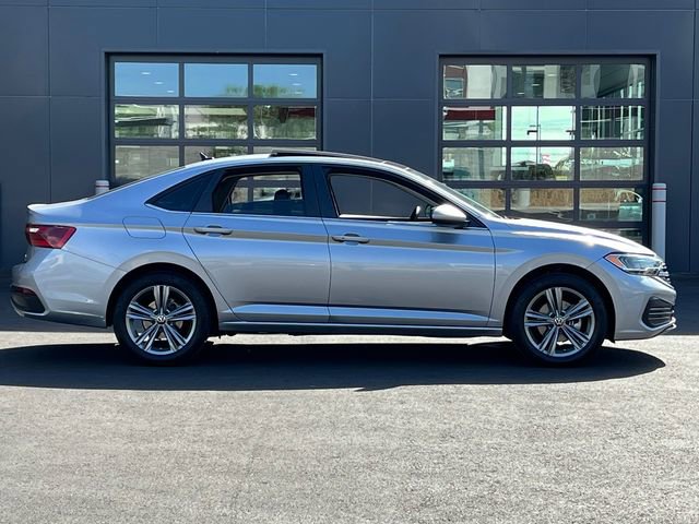 Used 2024 Volkswagen Jetta SE image 7