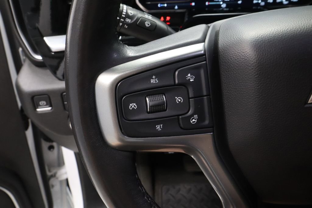 Used 2022 Chevrolet Silverado 1500 LT AWD/4WD image 29