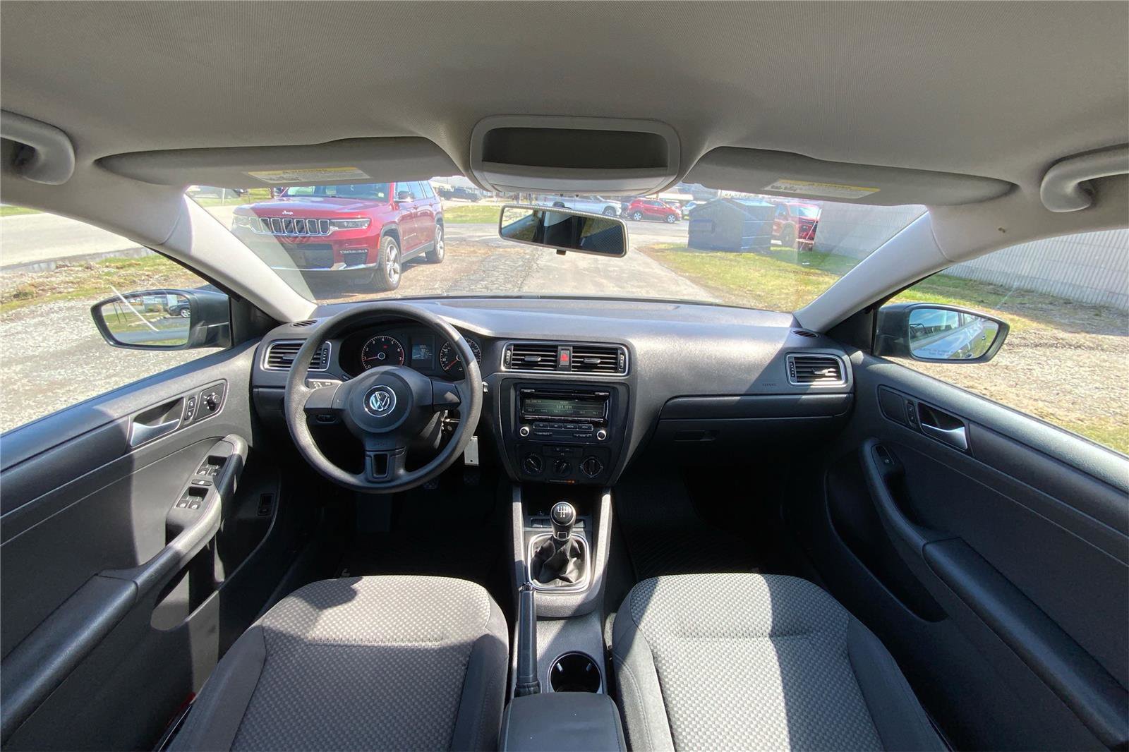 Used 2013 Volkswagen Jetta S image 31