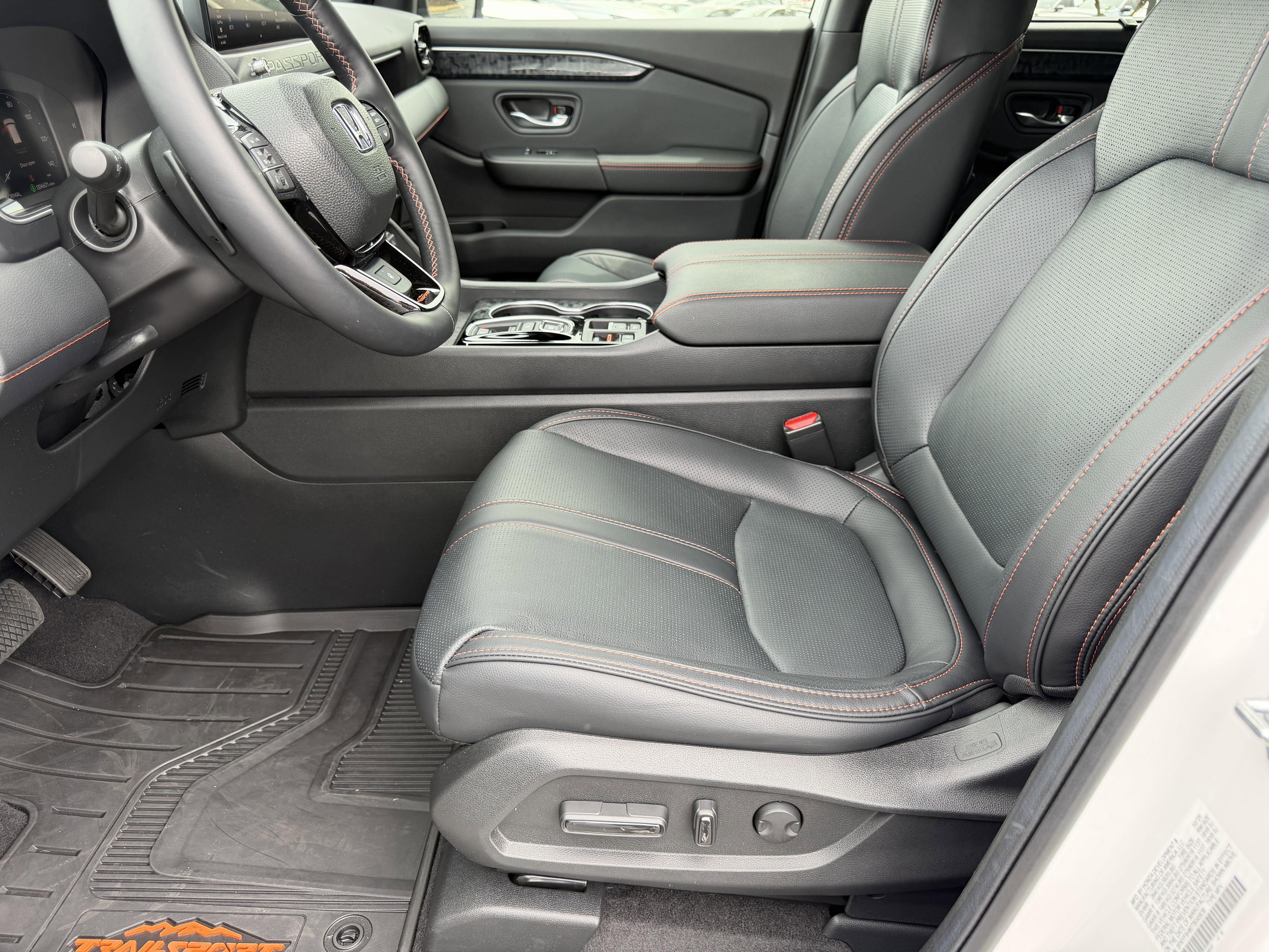 Certified 2026 Honda Passport TrailSport Elite image 31