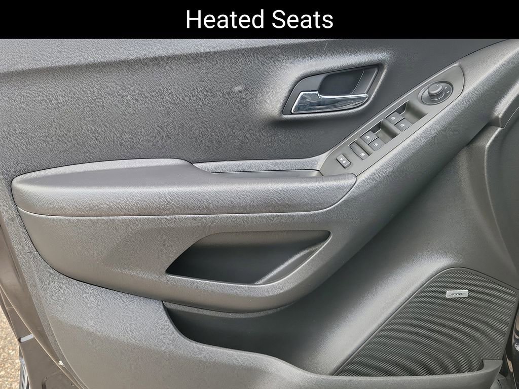 Certified 2020 Chevrolet Trax LT w/ Sun & Sound Package image 9